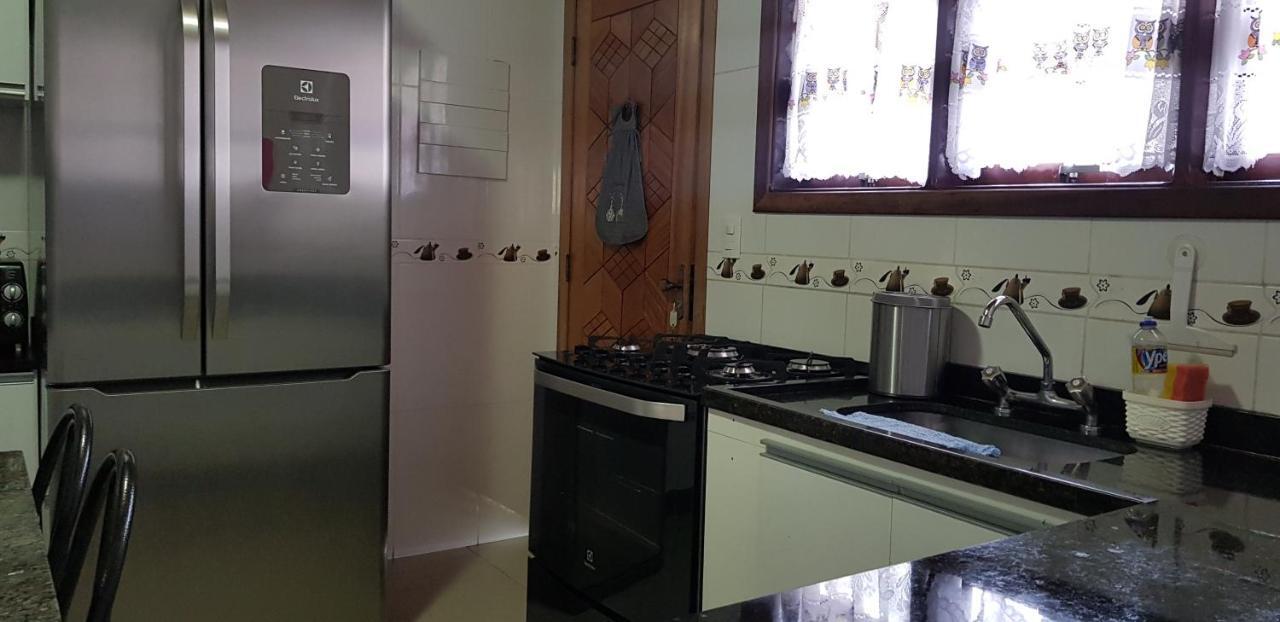 Сasa de vacaciones Zanzarini House